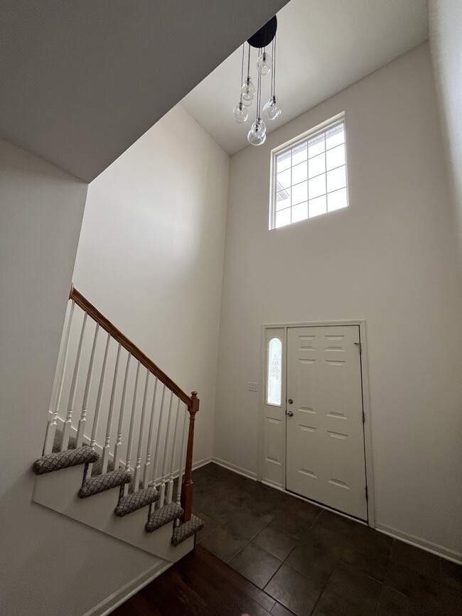 1204 Dustins Way in Warrensburg, MO - Building Photo - Building Photo