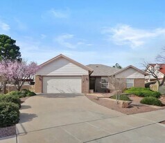 10726 White Sands Dr in El Paso, TX - Building Photo