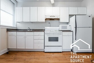 1947 W Winnemac Ave, Unit 3 in Chicago, IL - Foto de edificio - Building Photo