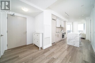 55 Cooper St in Toronto, ON - Building Photo - Building Photo