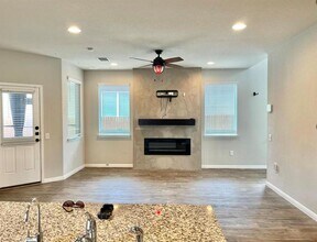 14110 Luisium View in Pflugerville, TX - Building Photo - Building Photo