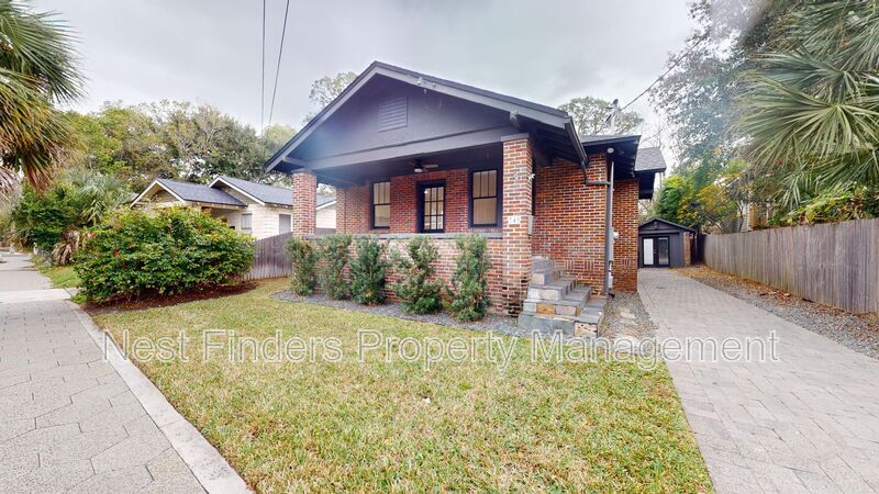 745 Acosta St in Jacksonville, FL - Building Photo