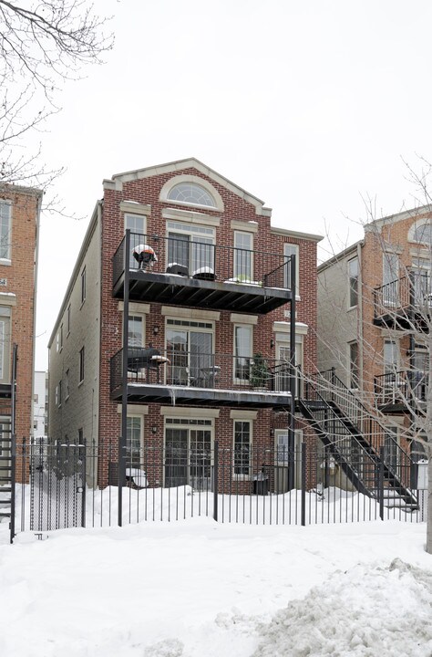 7252 S Bennett Ave in Chicago, IL - Foto de edificio