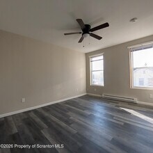 1513-1515-1515 Vine St in Scranton, PA - Foto de edificio - Building Photo