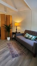 8532 W Swan Cir, Unit 3 in Wasilla, AK - Building Photo - Building Photo