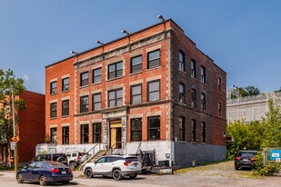 4107 De Richelieu Rue in Montréal, QC - Building Photo