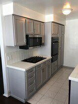 1418 Stanford St, Unit 4 in Santa Monica, CA - Building Photo