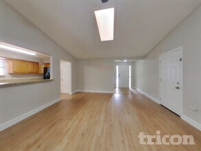 6047 Carla Ct in Jacksonville, FL - Building Photo - Building Photo