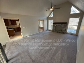 9802 NW 72nd Terrace in Weatherby Lake, MO - Building Photo - Building Photo