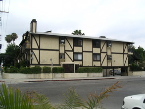 7504 Sepulveda Blvd in Van Nuys, CA - Building Photo - Building Photo