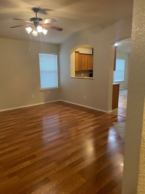 10129 China Creek Dr in Waco, TX - Building Photo