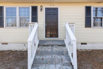 303 W Horton St in Zebulon, NC - Building Photo - Building Photo