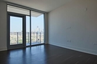 1441 N Halsted St in Chicago, IL - Foto de edificio - Building Photo