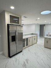 747 Taylor Rd in Port Orange, FL - Building Photo - Building Photo