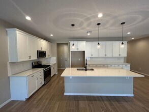 18570 W Swayback Pass in Surprise, AZ - Building Photo - Building Photo