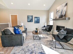 2501 N Terrace Dr in Webster City, IA - Building Photo - Building Photo