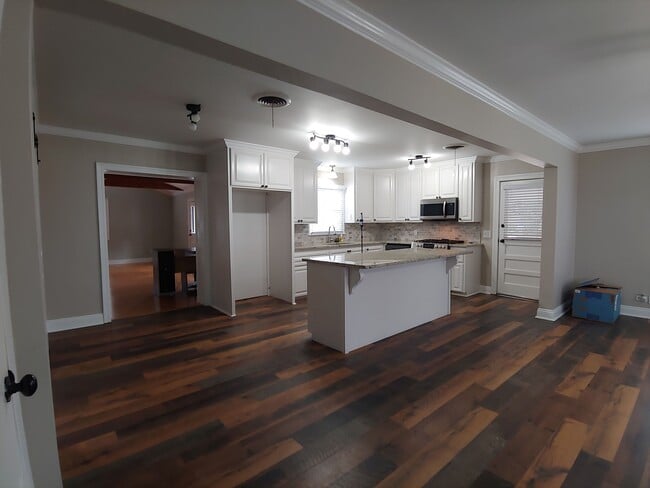 620 S Polk St in Welsh, LA - Building Photo - Building Photo
