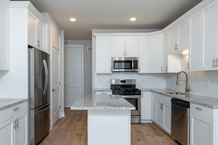 Andover Woods of Rochester Hills Apartments