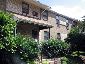 Emory Grove in Gaithersburg, MD - Building Photo