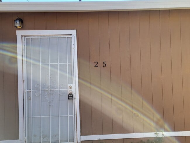 25 Washington St in Bay Point, CA - Building Photo - Building Photo