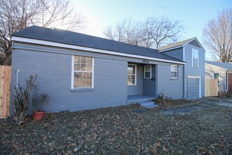 3806 E 8th St in Tulsa, OK - Building Photo - Building Photo