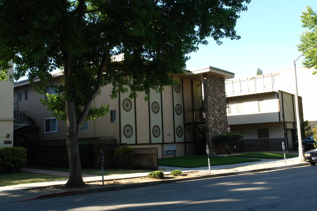 1415 Bellevue Ave in Burlingame, CA - Foto de edificio - Building Photo