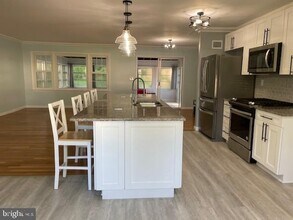 17804 Park Mill Dr in Derwood, MD - Building Photo - Building Photo
