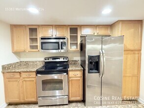 15383 Maturin Dr in San Diego, CA - Building Photo - Building Photo