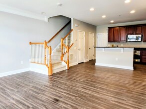 2267 Oberlin Dr in Woodbridge, VA - Building Photo - Building Photo