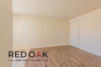 7119 E Gage Ave in City Of Commerce, CA - Building Photo - Building Photo