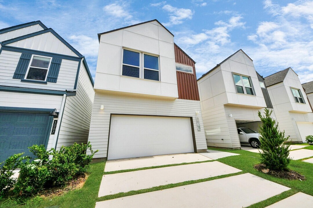3009 Pelon Cay Dr in Houston, TX - Building Photo