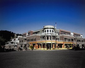 Howelsen Place in Steamboat Springs, CO - Building Photo - Building Photo