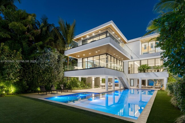 40 W Rivo Alto Dr in Miami Beach, FL - Building Photo - Building Photo