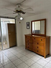 211 NE 8th Ave in Hallandale Beach, FL - Building Photo - Building Photo