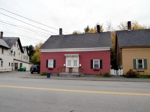 22 Bond St in Augusta, ME - Building Photo - Building Photo