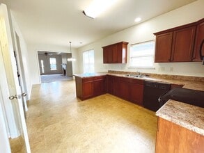 1091 Washington Dr in Moody, AL - Building Photo - Building Photo