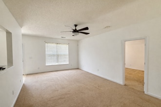 3813 Maribeau Woods Dr in Greensboro, NC - Building Photo - Building Photo