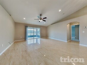 1016 15th St NE, Unit 10203 in Winter Haven, FL - Foto de edificio - Building Photo