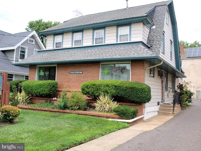 407 White Horse Pike in Oaklyn, NJ - Building Photo - Building Photo
