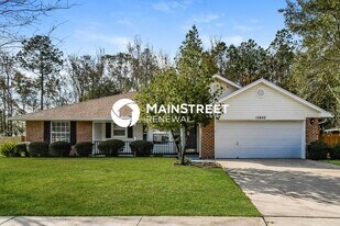 10450 McGirts Creek Dr in Jacksonville, FL - Building Photo