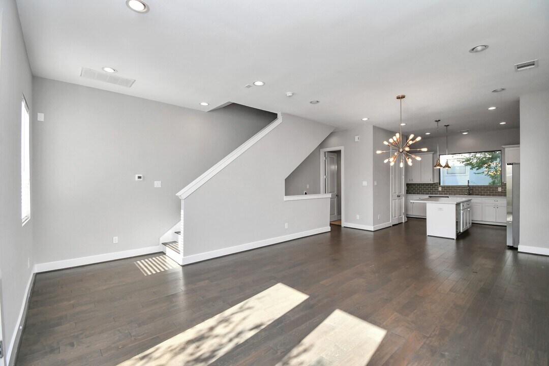 308 Palmer St in Houston, TX - Building Photo