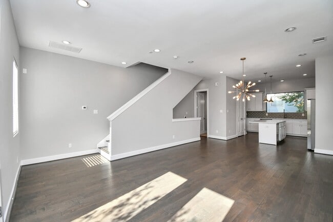 property at 308 Palmer St