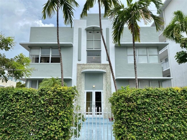 property at 900 Jefferson Ave