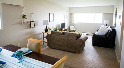 Hartley Manor Apartments in Prince George, BC - Building Photo - Building Photo