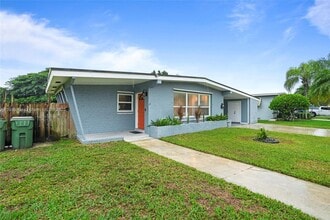 44 NW 19th St in Homestead, FL - Building Photo - Building Photo