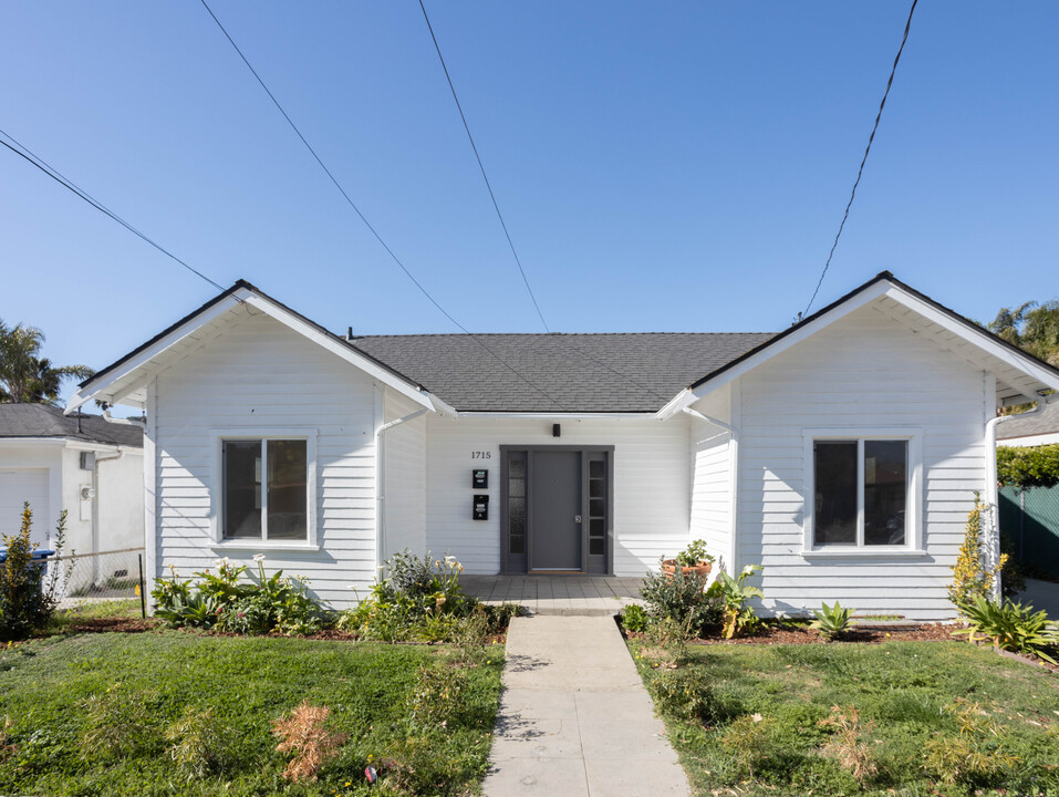 1715 Chino St in Santa Barbara, CA - Building Photo