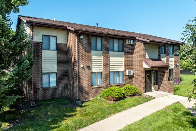 Northway Apartments in Grimes, IA - Building Photo - Primary Photo