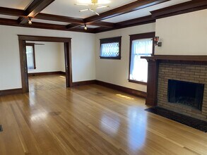 1614 SE 22nd Ave in Portland, OR - Foto de edificio - Building Photo