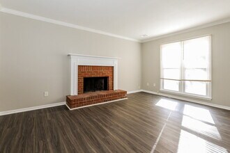 707 Redland Dr in Jonesboro, GA - Building Photo - Building Photo