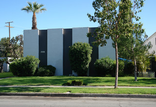 4011 W El Rancho Ave in Orange, CA - Building Photo - Building Photo